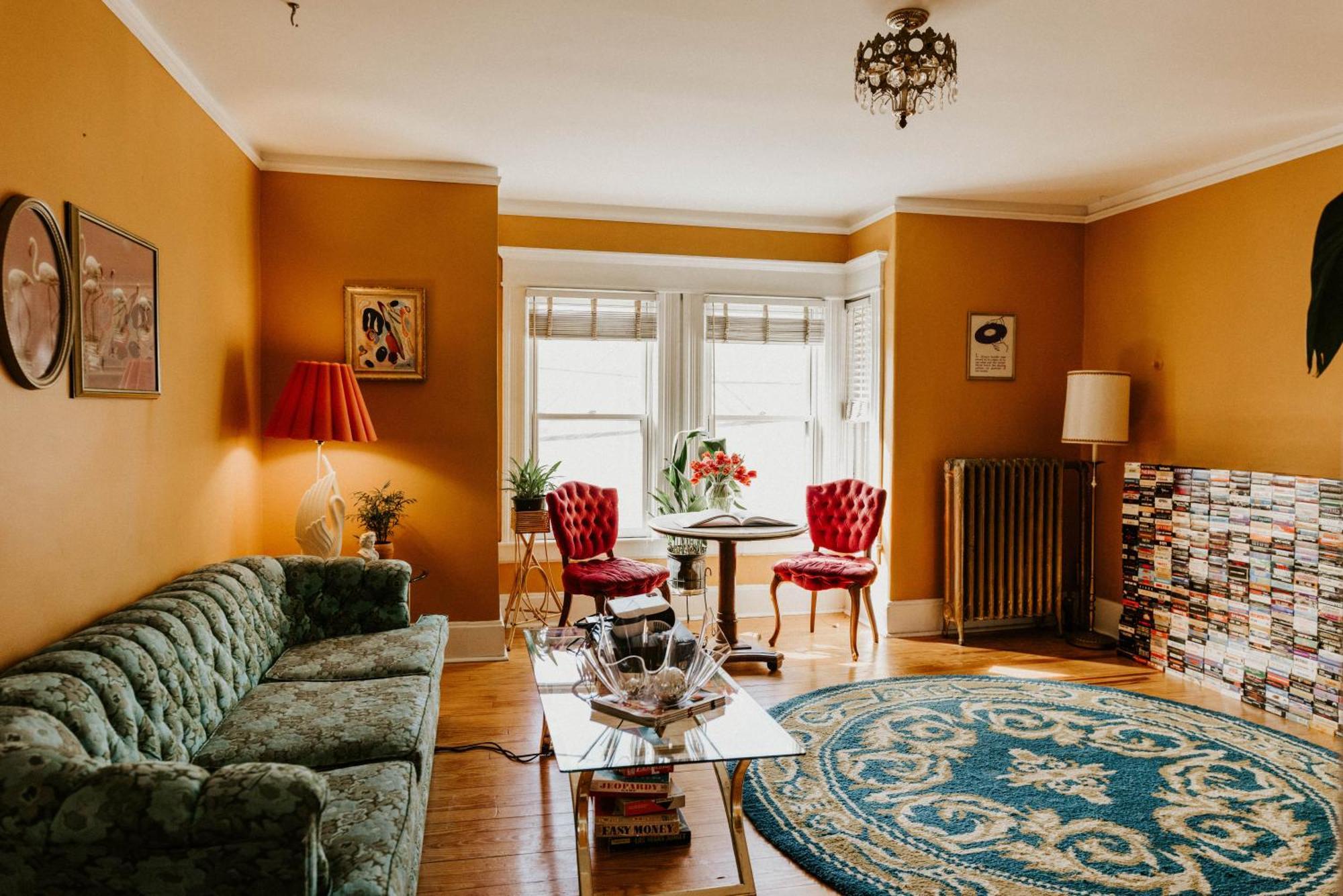 شقة Retro Gem Box Victorian Steps From Irvine Park سانت بول المظهر الخارجي الصورة
